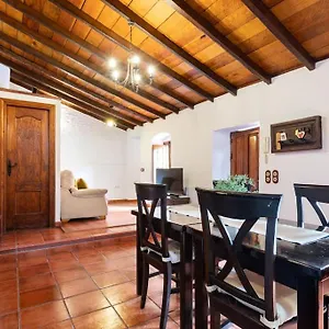Rural House With Traditional Architecture S. Xix Сasa de vacaciones